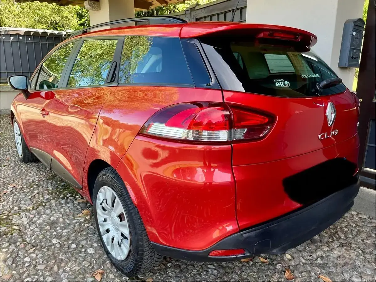 Usata Renault Clio 75 CV (55 kW) 2013 Rosso Station wagon