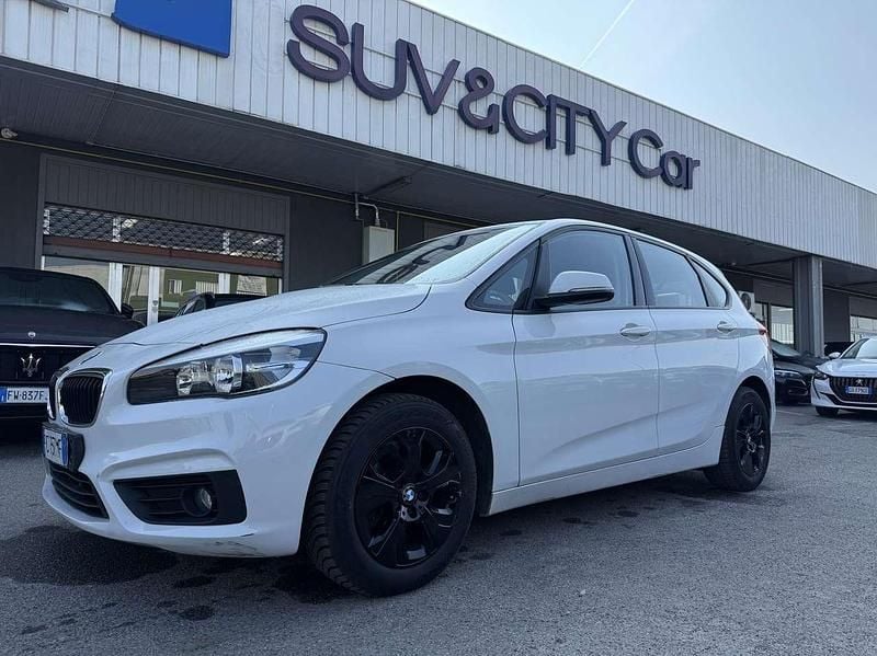 Usata BMW 218 Active Tourer Advantage 150 CV (110 kW) 2016 Bianco Monovolume