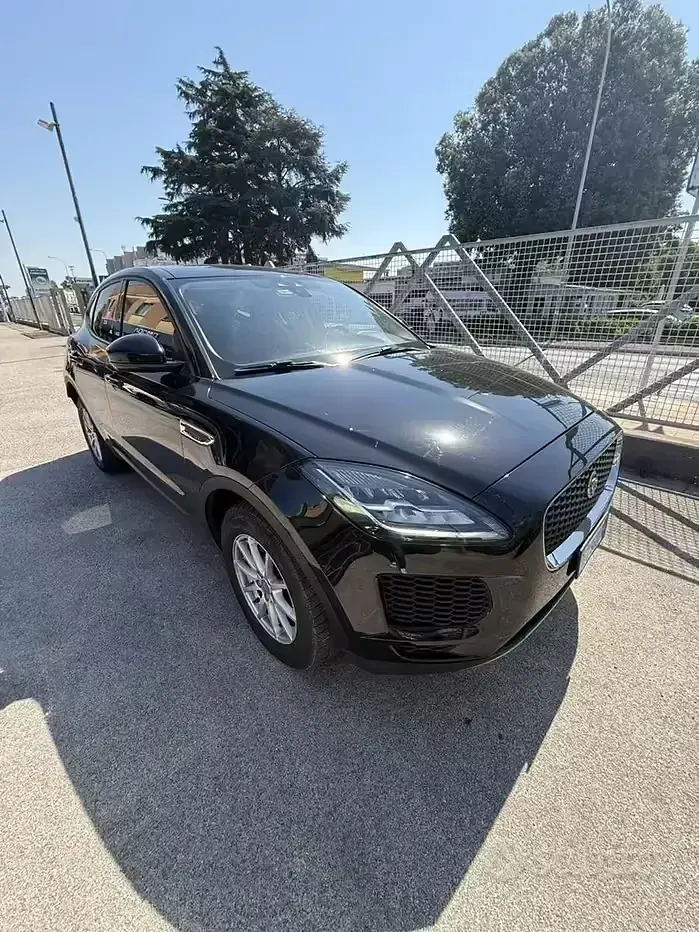Usata Jaguar E-Pace 150 CV (110 kW) 2019 Nero SUV
