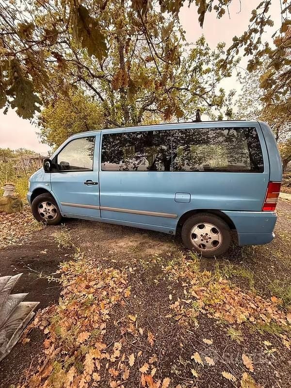 Usata Mercedes Vito 122 CV (89 kW) 2002 Furgone