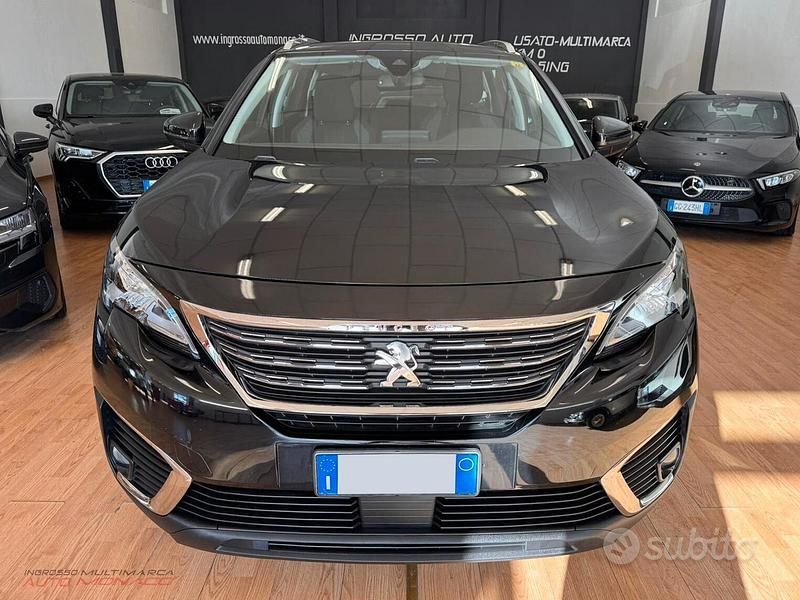 Usata Peugeot 5008 Allure 131 CV (96 kW) 2019 Nero SUV