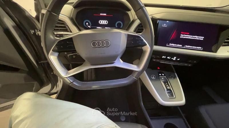 Usata Audi Q4 Sportback e-tron Business 69 kW (95 CV) 2022 Gray SUV