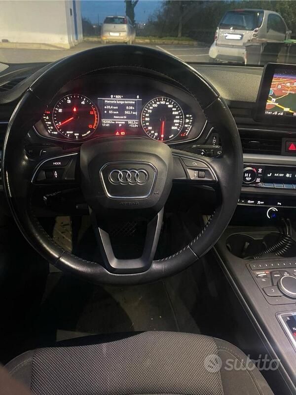 Usata Audi A4 Business 150 CV (110 kW) 2017 Nero Station wagon