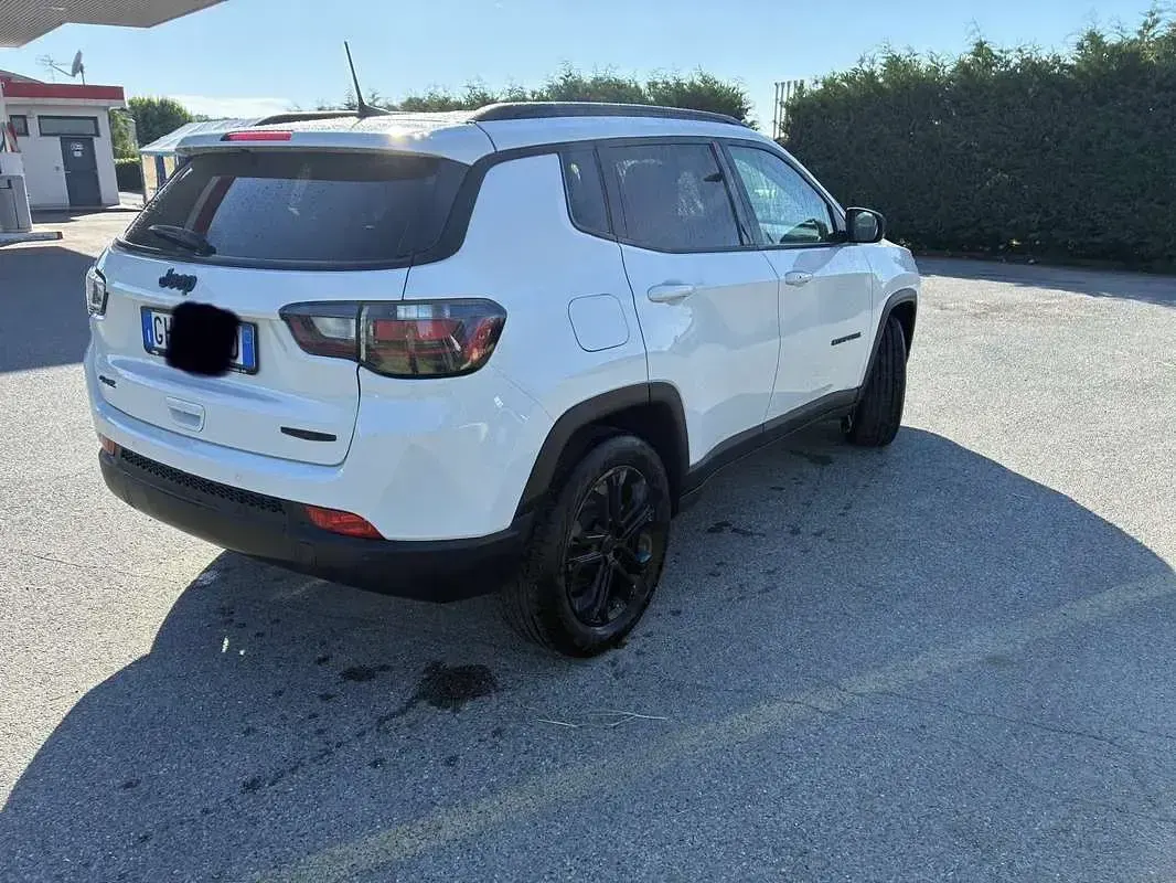Usata Jeep Compass Night Eagle 131 CV (96 kW) 2022 SUV