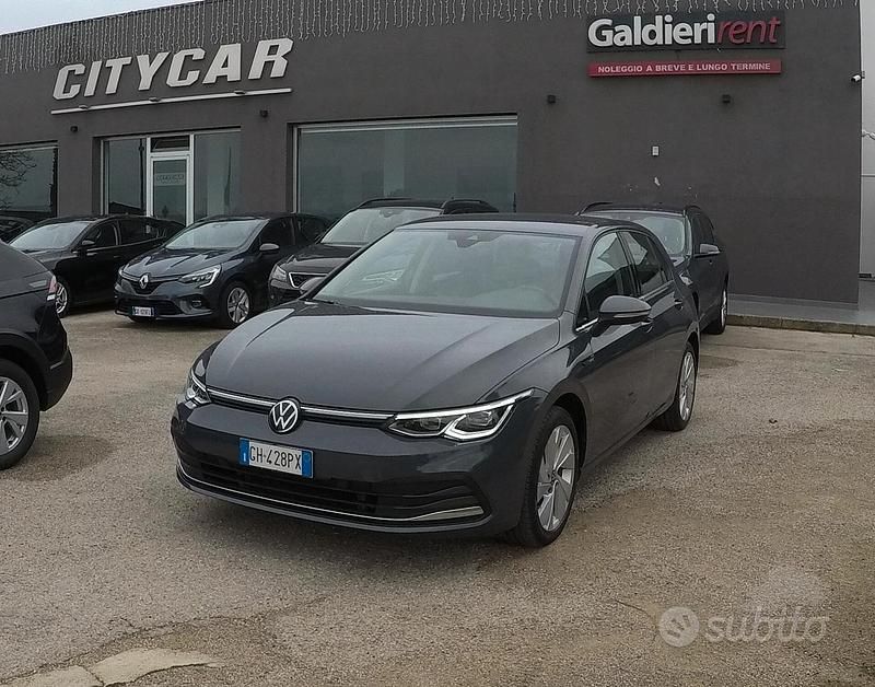 Usata VW Golf VIII Style 150 CV (110 kW) 2022 Grigio Berlina