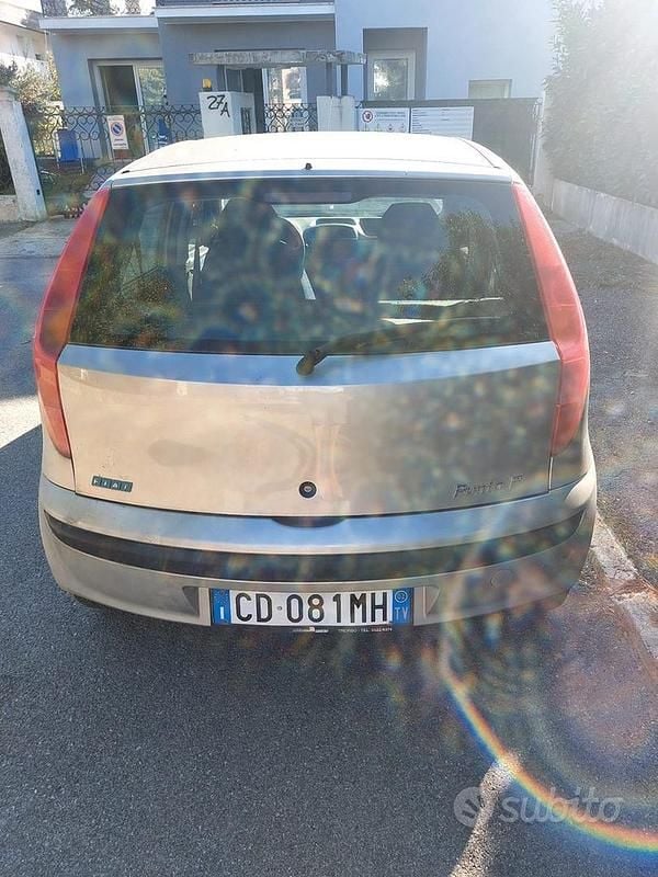 Usata Fiat Punto 2001 Grigio Berlina