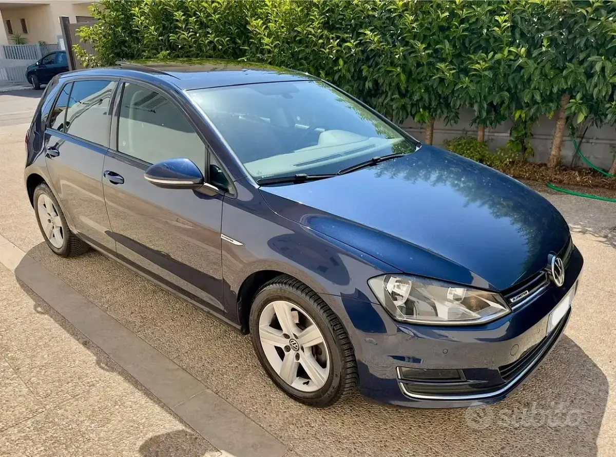 Usata VW Golf VII Highline 110 CV (80 kW) 2016 Bluazzurro Berlina