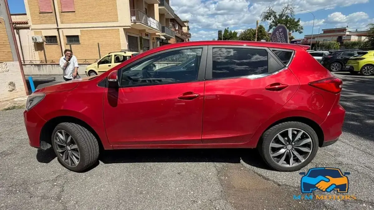 Usata EVO Evo 3 107 CV (78 kW) 2023 Rosso SUV