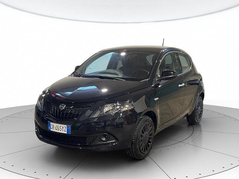 Nero Usata 2023 Lancia Ypsilon S Due volumi | 11.500 € (Buon prezzo) - Immagine 1/3