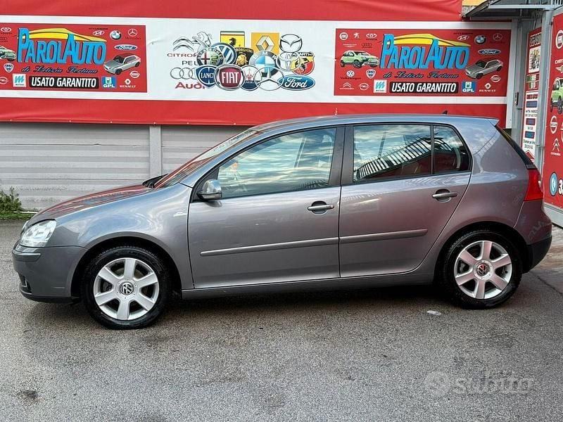 Usata VW Golf V Goal 105 CV (77 kW) 2007 Grigio Berlina