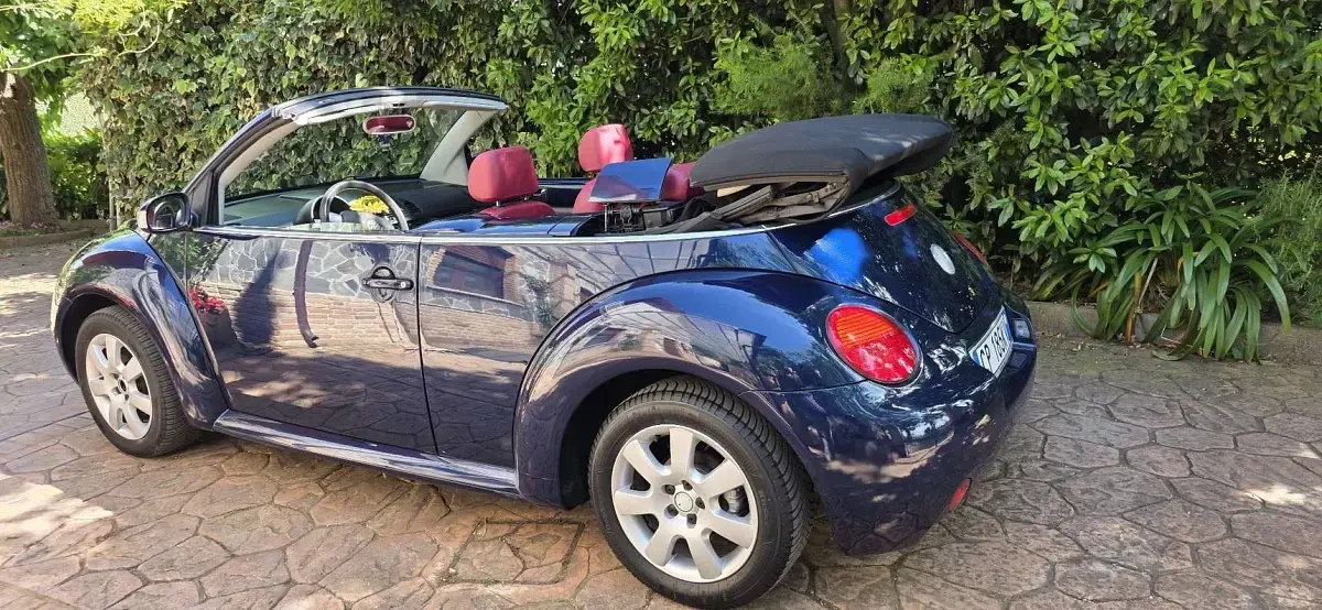 Usata VW New Beetle 105 CV (77 kW) 2006 Utilitaria