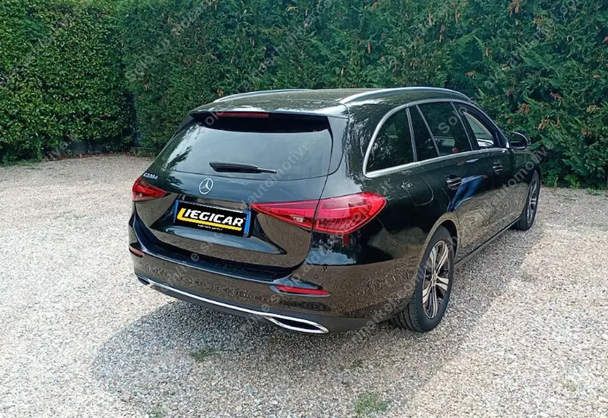 Usata Mercedes C220 200 CV (147 kW) 2022 Nero ossidana Station wagon