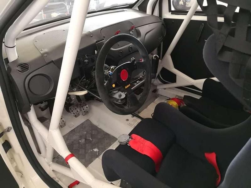Usata Abarth Assetto Corse 215 CV (158 kW) 2017 Bianco Utilitaria