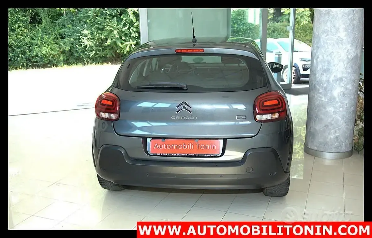 Usata Citroën C3 Shine 83 CV (61 kW) 2018 Grigio Utilitaria
