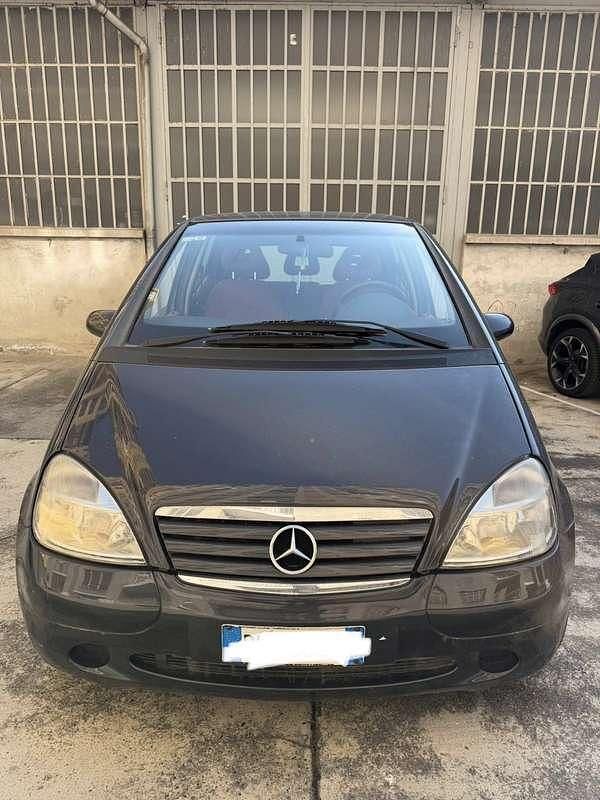 Usata Mercedes A160 Elegance 102 CV (75 kW) 2000 Monovolume