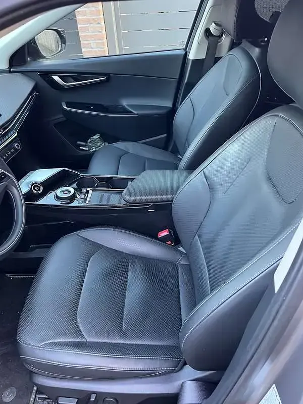 Usata Kia EV6 Air 77 kW (105 CV) 2024 Grigio SUV