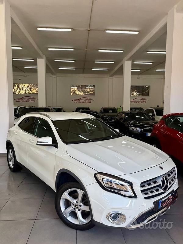 Usata Mercedes GLA200 Premium 136 CV (100 kW) 2018 Bianco SUV