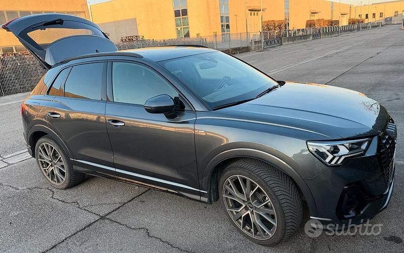 Usata Audi Q3 S-Line 2019 Grigio SUV