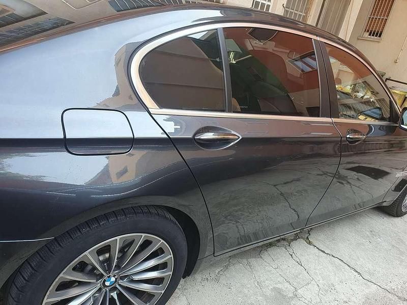 Usata BMW 730 258 CV (189 kW) 2013 Berlina