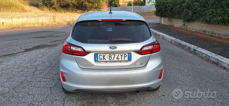 Usata Ford Fiesta 100 CV (73 kW) 2022 Grigio Utilitaria
