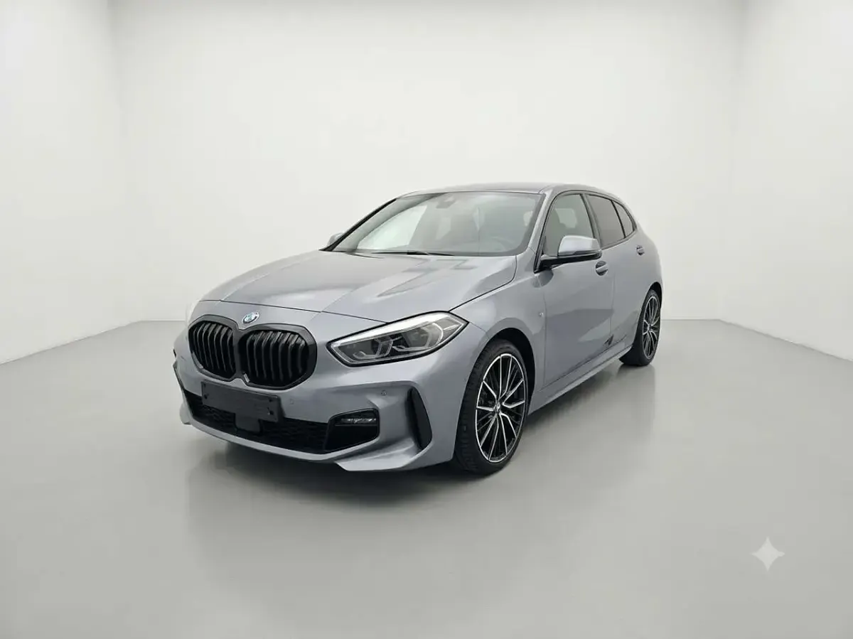 Usata BMW 118 Shadowline 136 CV (100 kW) 2024 Grigio Berlina