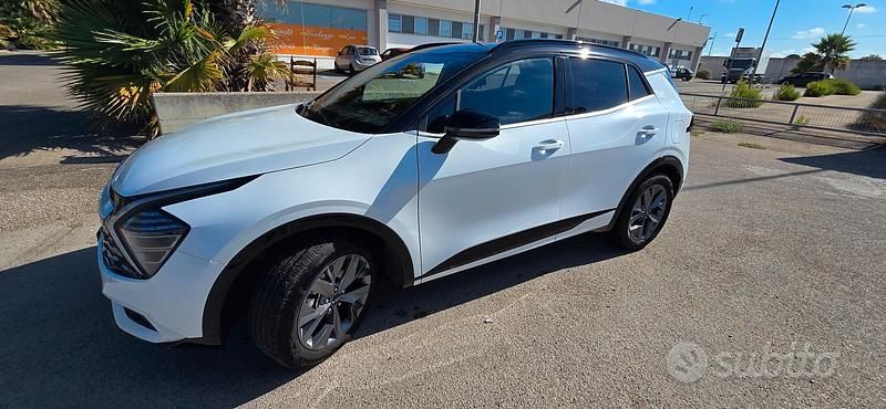 Usata Kia Sportage GT-Line 180 CV (132 kW) 2023 Bianco SUV