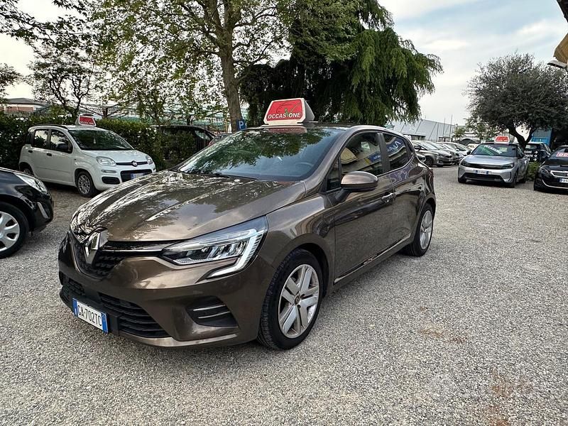 Usata Renault Clio V Zen 85 CV (62 kW) 2020 Marrone Berlina