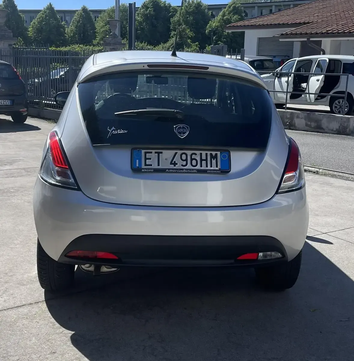 Usata Lancia Ypsilon Silver 69 CV (50 kW) 2013 Argento Utilitaria