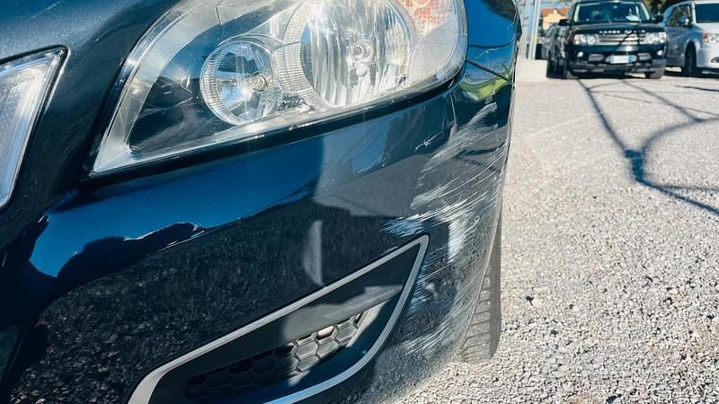 Usata Volvo S60 Momentum 163 CV (119 kW) 2011 Nero Berlina