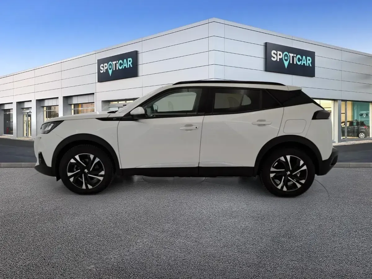 Usata Peugeot e-2008 Allure 100 kW (136 CV) 2021 Bianco SUV