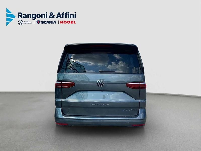Nuova VW T7 Life 245 CV (180 kW) 2025 Grigio Furgone