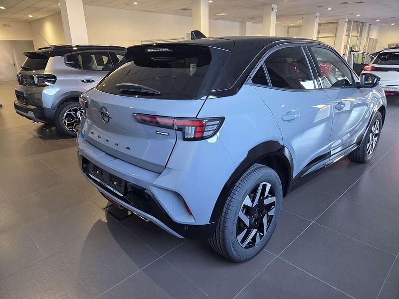 Nuova Opel Mokka 136 CV (100 kW) 2026 Grafic grey SUV