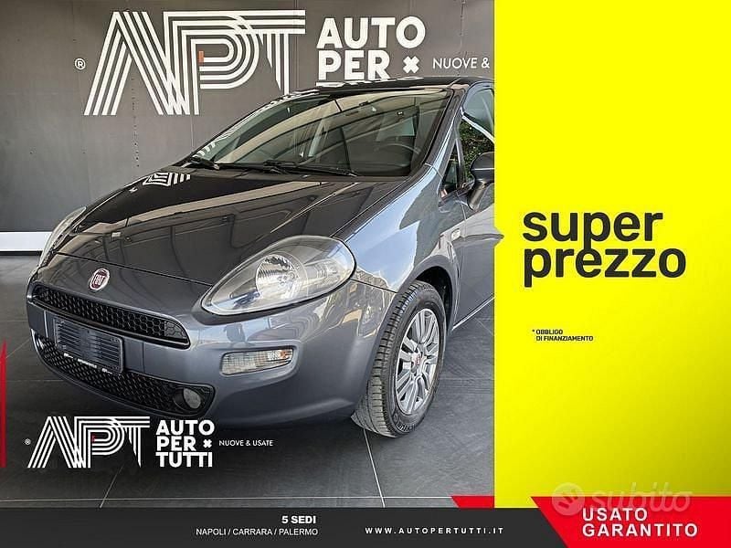 Grigio Usata 2018 Fiat Punto Street Due volumi | 6950 € (Ottimo prezzo) - Immagine 1/4