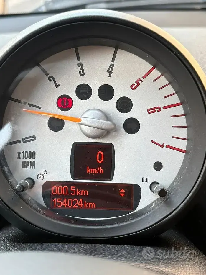 Usata Mini Countryman 90 CV (66 kW) 2013 Grigio SUV