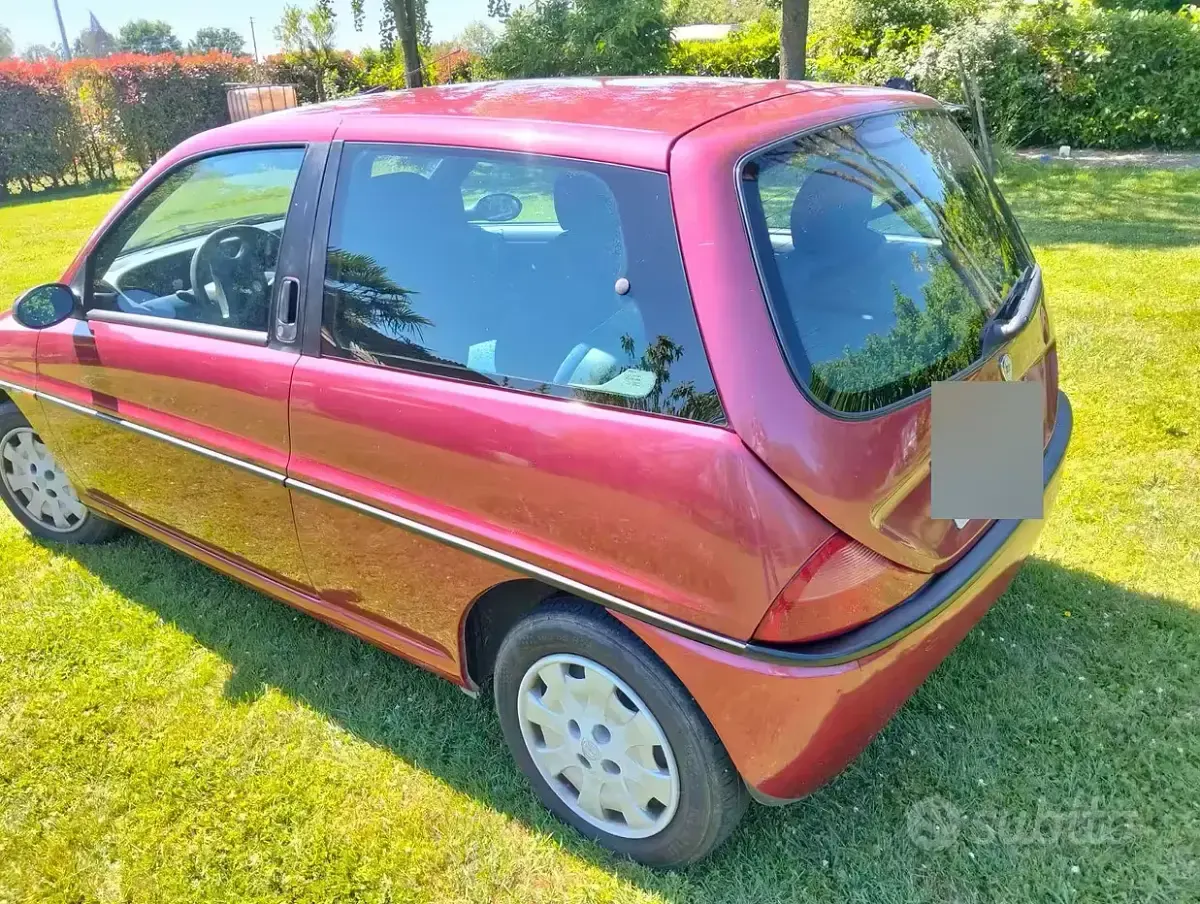 Usata Lancia 2000 60 CV (44 kW) 2000 Berlina