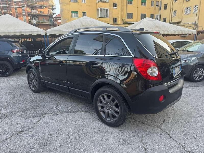 Usata Opel Antara Cosmo 150 CV (110 kW) 2010 Nero SUV