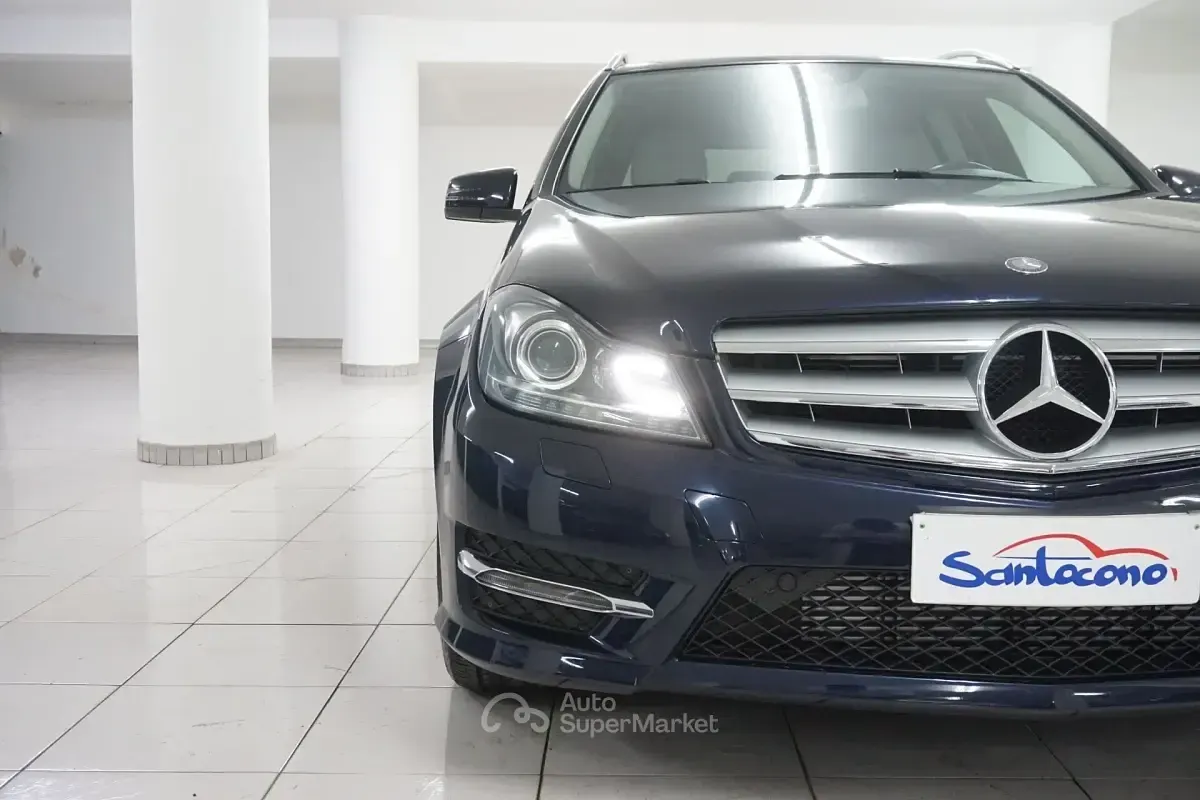 Usata Mercedes C220 Avantgarde 170 CV (125 kW) 2013 Blu Station wagon