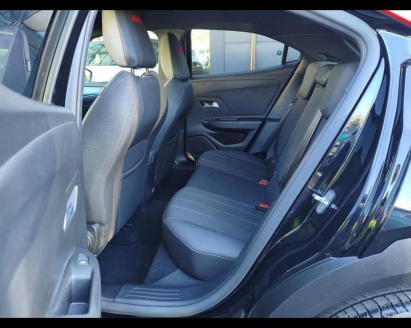 Usata Opel Mokka GS Line 101 CV (74 kW) 2023 Nero SUV