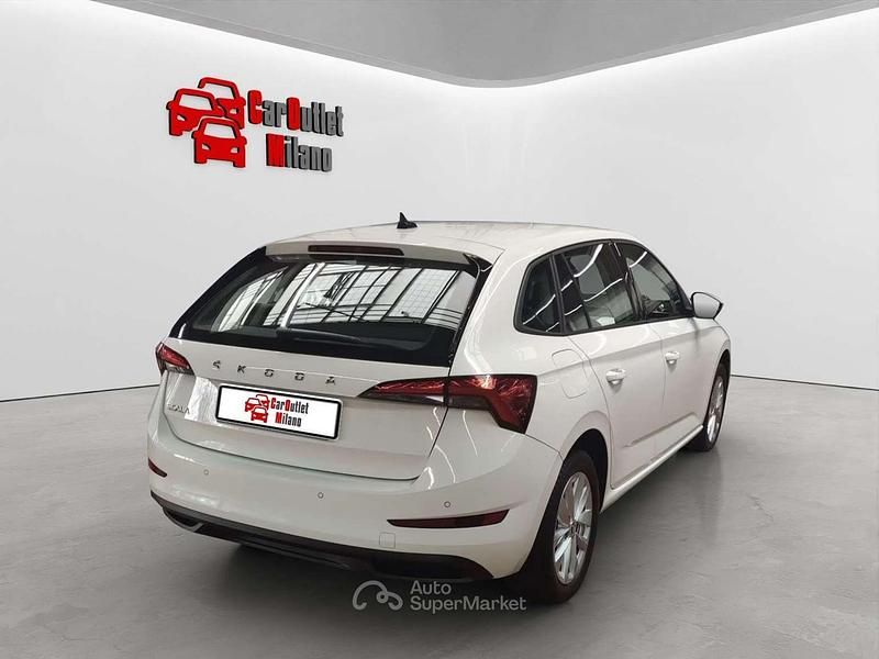 Usata Skoda Scala Ambition 95 CV (69 kW) 2024 Bianco Utilitaria