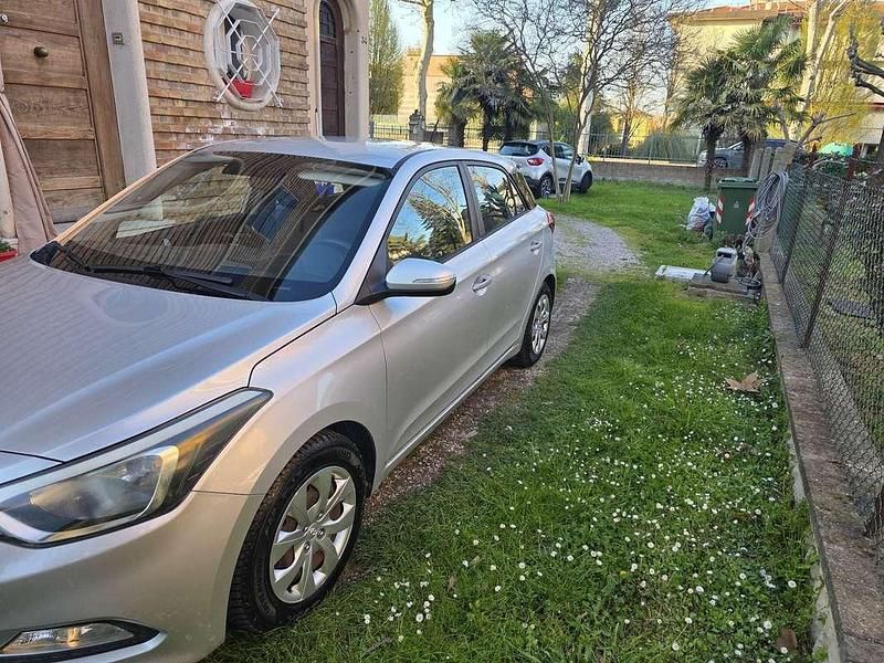 Usata Hyundai i20 Classic 84 CV (61 kW) 2015 Utilitaria