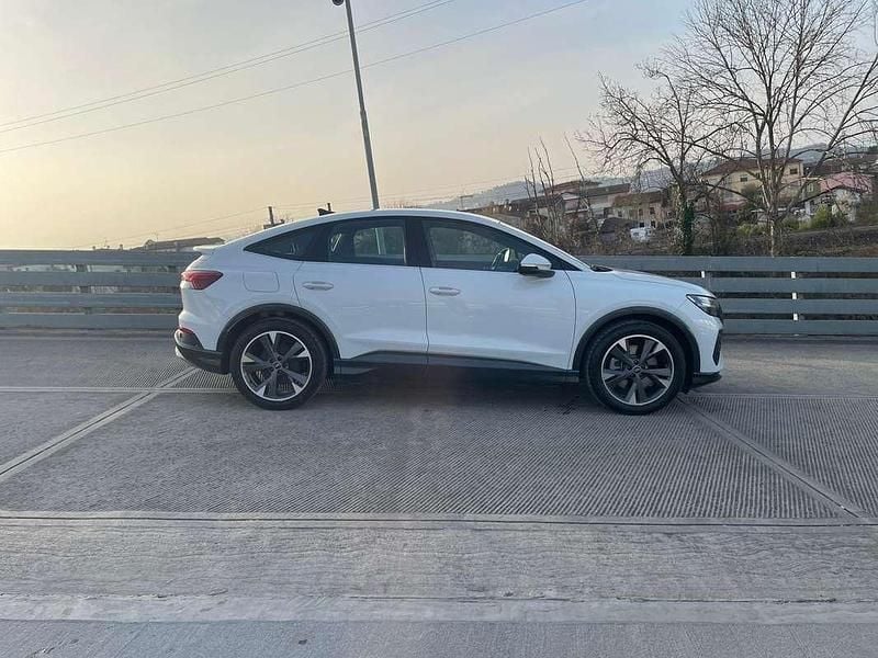 Usata Audi Q4 e-tron Advanced 69 kW (95 CV) 2022 Bianco SUV