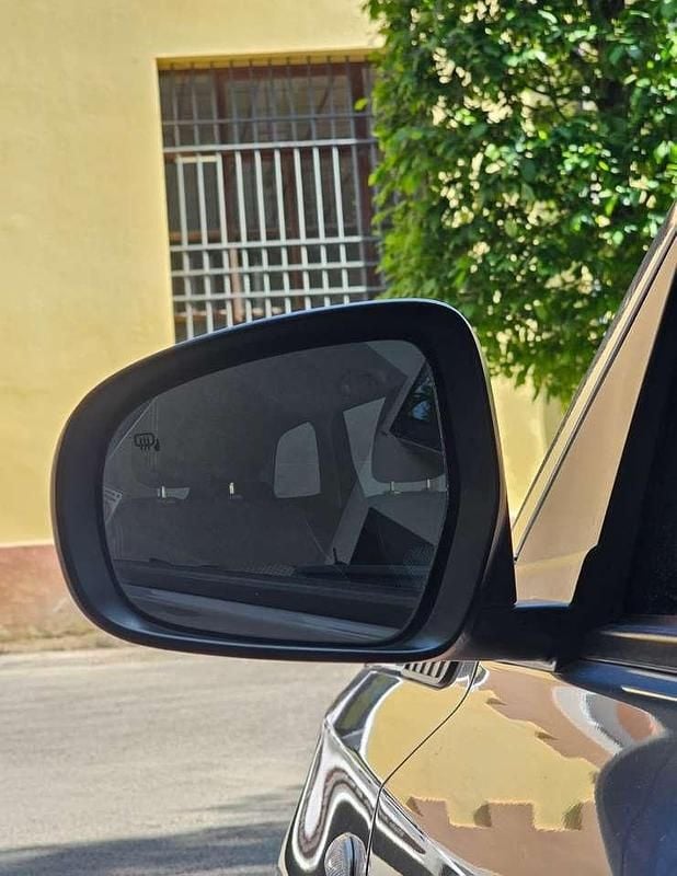 Usata Suzuki Vitara Cool 120 CV (88 kW) 2015 Grigio londra SUV
