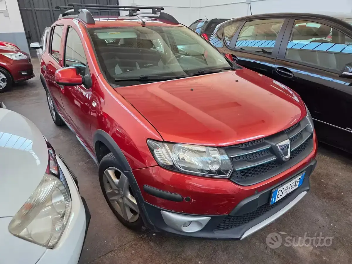Usata Dacia Sandero Stepway 90 CV (66 kW) 2014 Berlina
