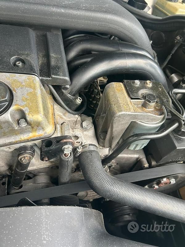 Usata Mercedes E220 Avantgarde 1996 Verde Berlina