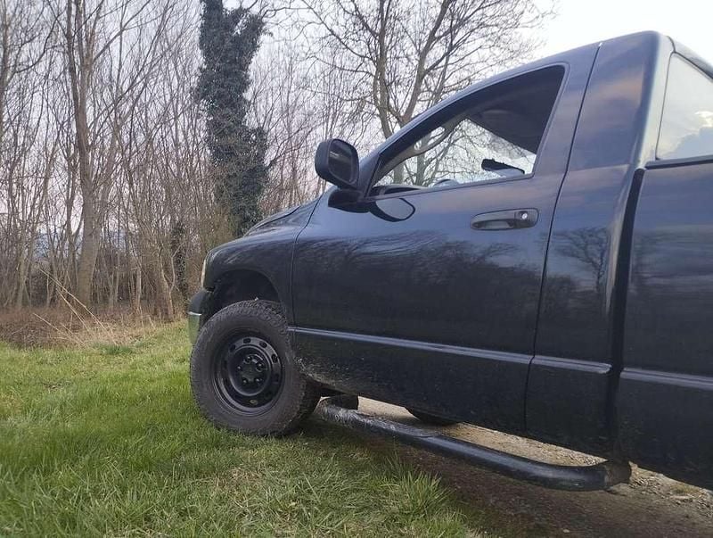 Usata Dodge Ram 220 CV (161 kW) 2005 Nero Pick-up