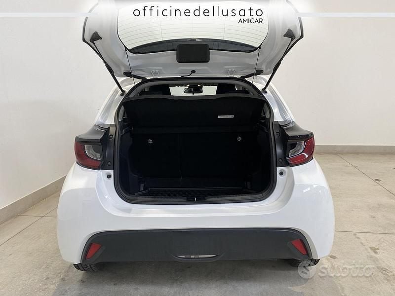 Usata Toyota Yaris Active 2023 Utilitaria