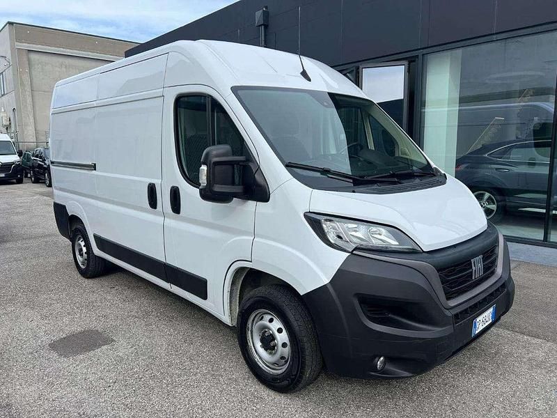Usata Fiat Ducato 33 Easy 140 CV (102 kW) 2023 Bianco Furgone