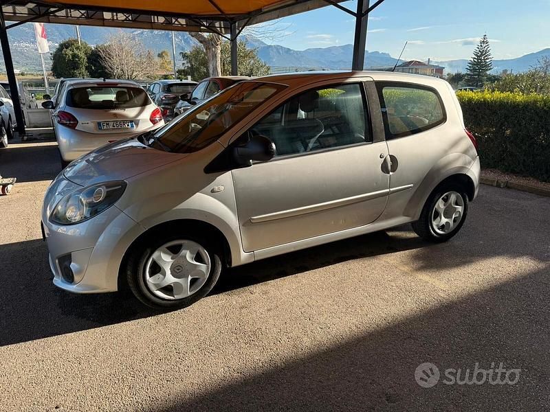Usata Renault Twingo 75 CV (55 kW) 2010 Grigio Utilitaria