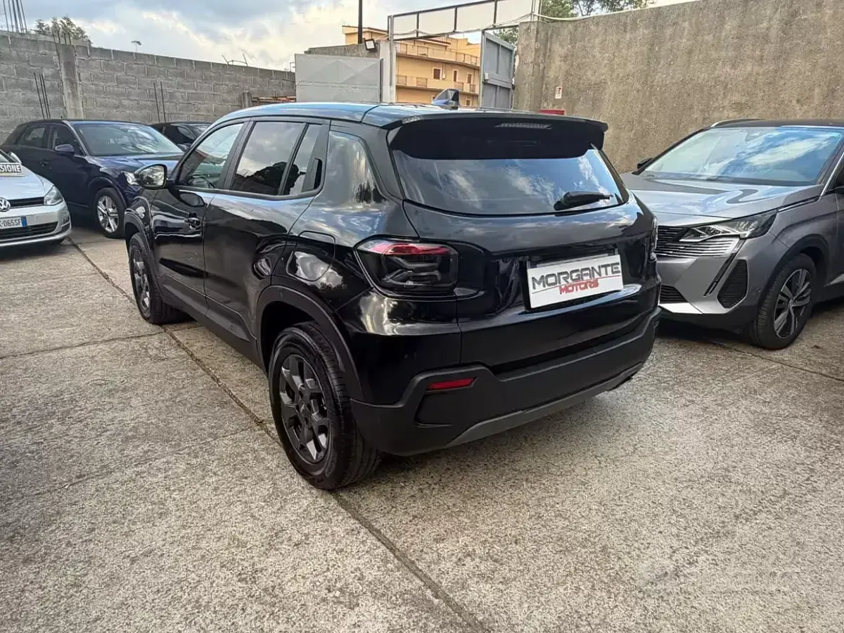Usata Jeep Avenger Longitude 101 CV (74 kW) 2023 Nero SUV