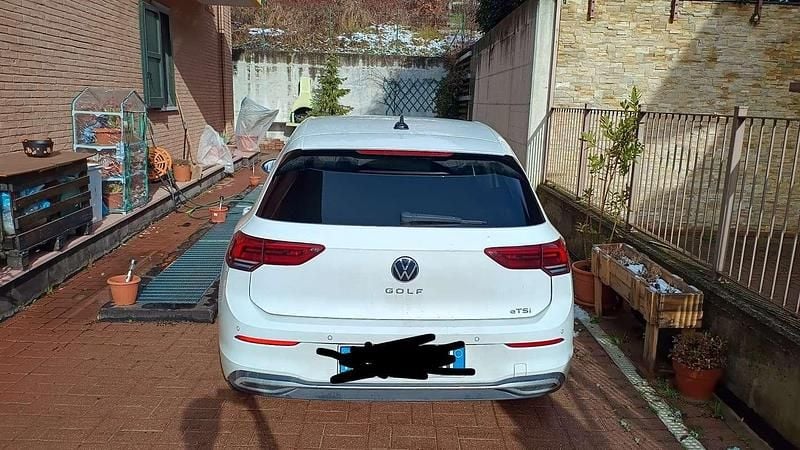 Usata VW Golf VIII Style 131 CV (96 kW) 2023 Berlina